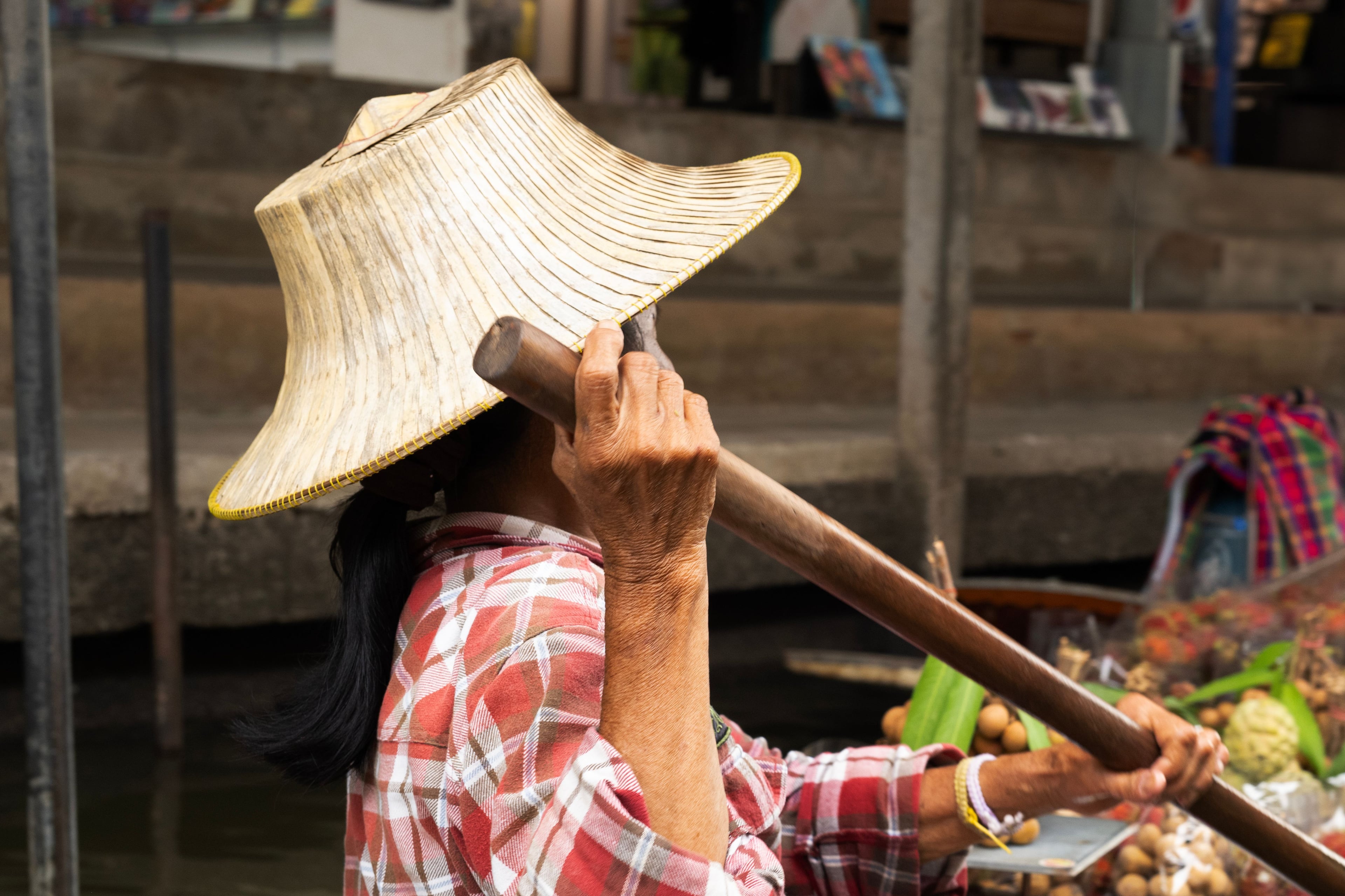 Komisi atau Harga Net? Cara Membaca Penawaran DMC
