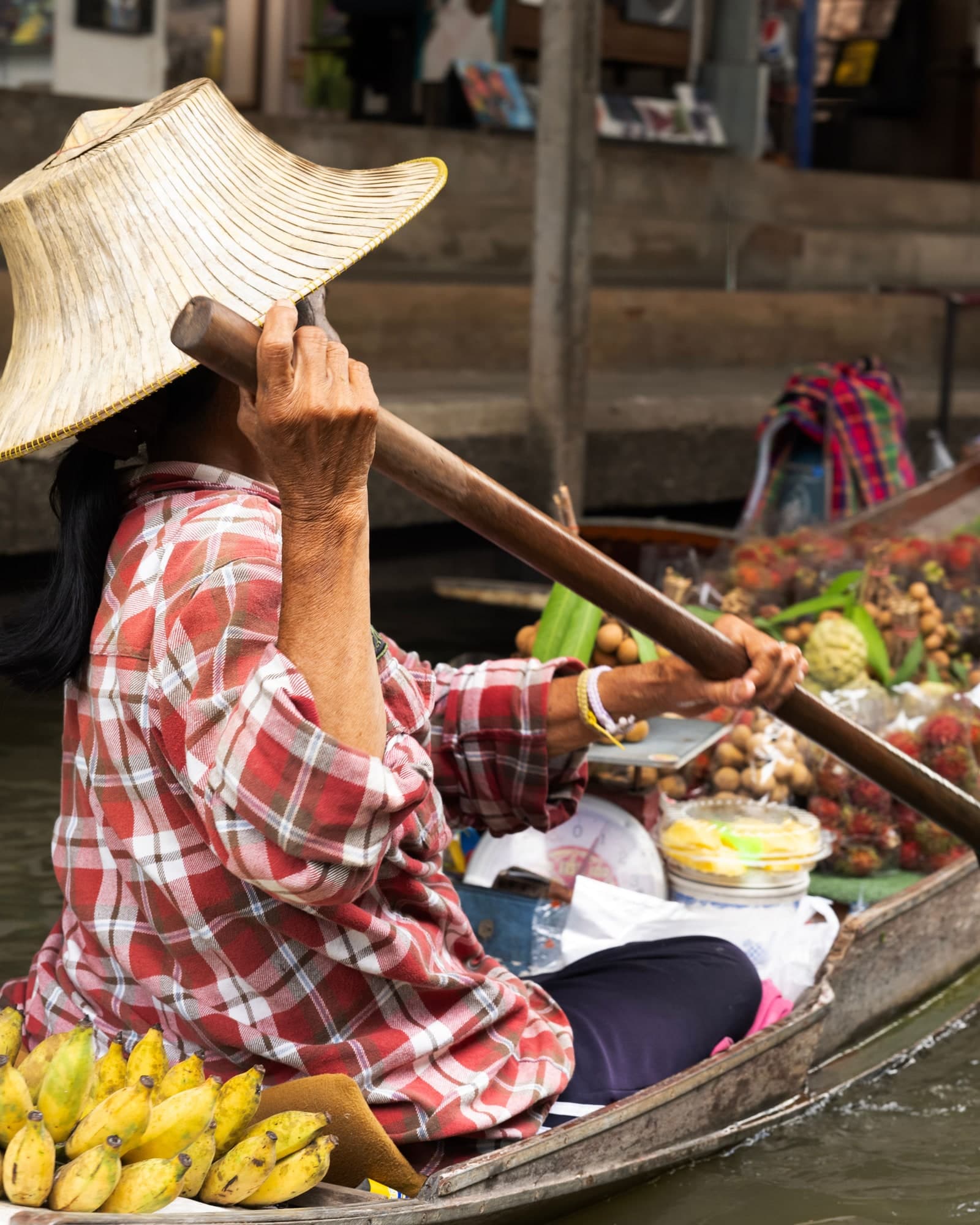 Chợ Nổi và Chợ Đường Sắt