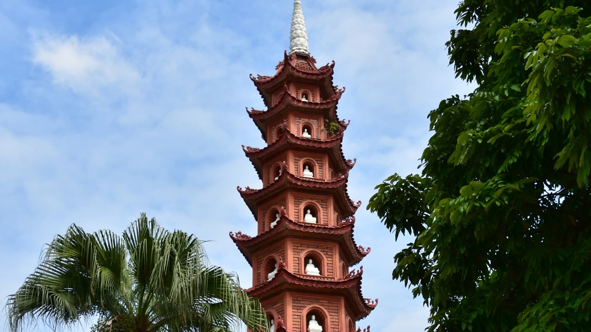 Tran Quoc Pagoda in Hanoi. Ask a DMC who runs the trip on the ground here, and which hotels, guides and vehicles it contracts direct.